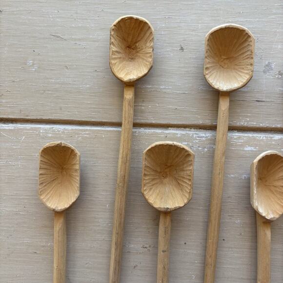Set of 11 rustic hand-carved Mexican Folk Art Native Wooden Coffee Spoons - Picture 9 of 11